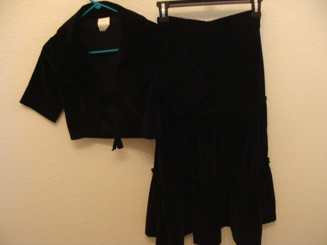 Vtg 80’s 2Pcs Women Suit Midi 3Tier Skirt & Bolero Black Velvet Look Small 5-6