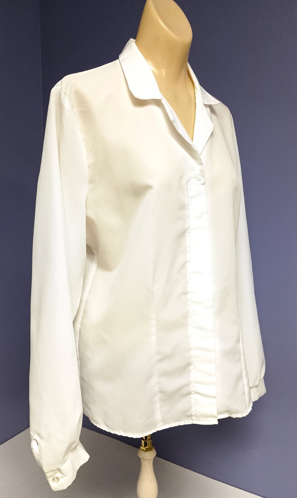 Vintage 80’s Harmal Ladies White Polyester Long Sleeve Casual/Dressy Blouse Md