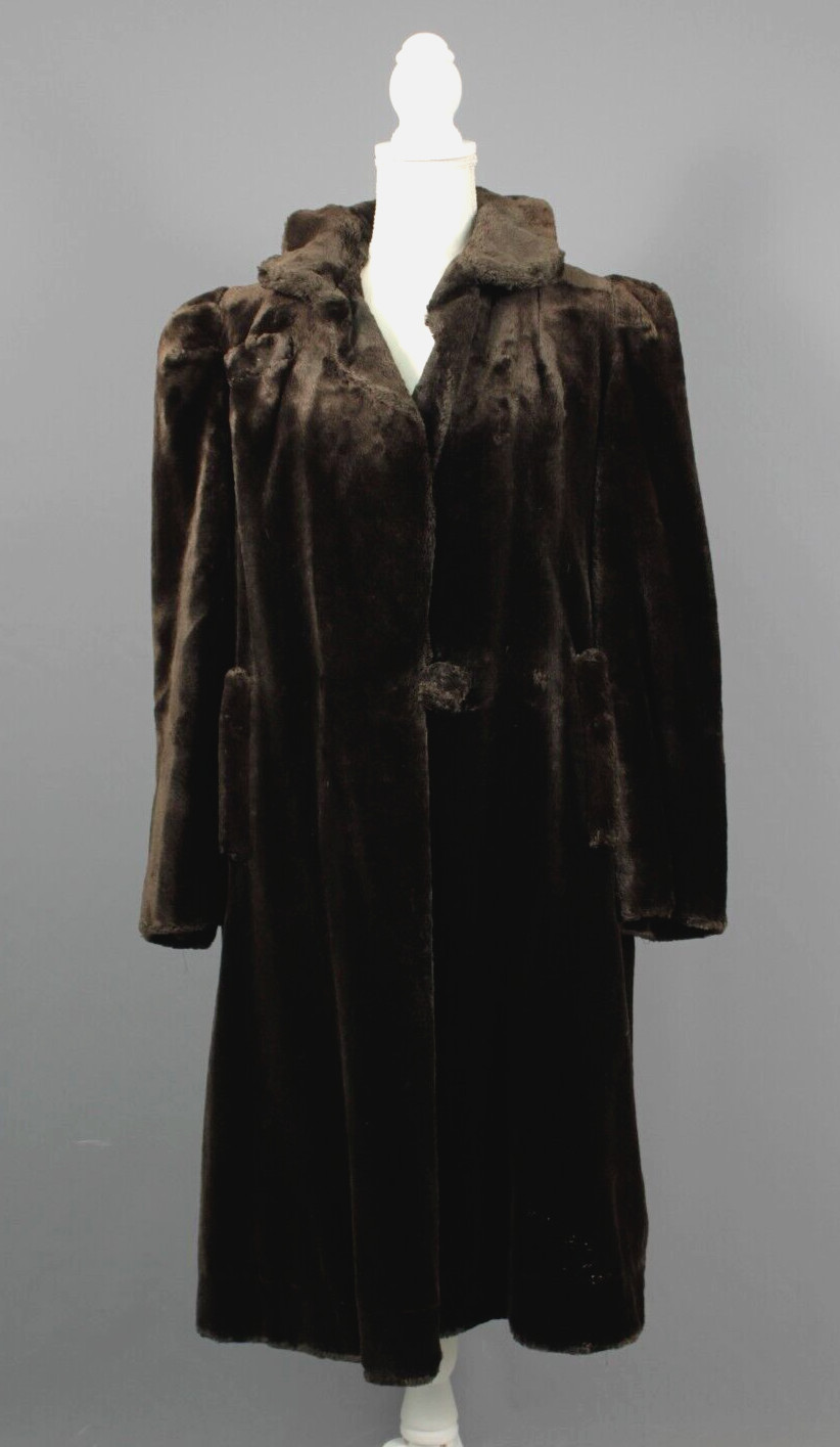VTG Women’s 30s Brown Velvet Coat W/ Decorative Collar 1930s Sz S/M Skinner’s