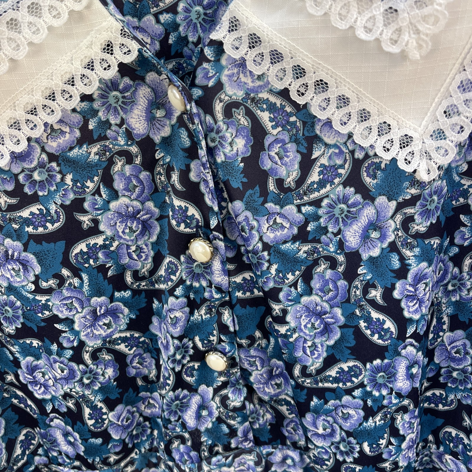 Whirlaway Frocks Blue Floral Long Sleeve Prairie Dress with Lace Collar Size 20
