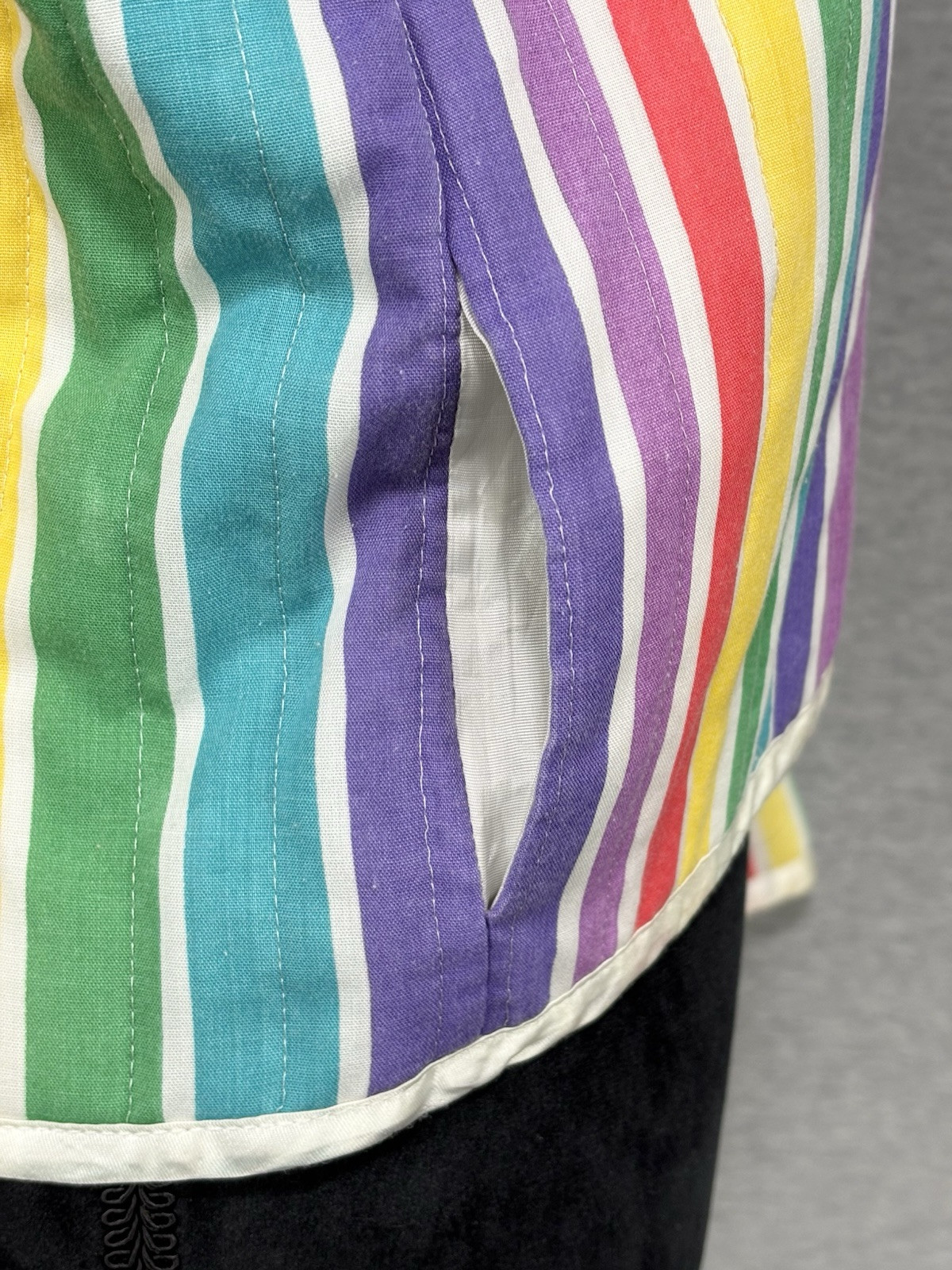 70s Quilted Rainbow Jacket Size Small Open-front Colorful Pride Vintage Pockets