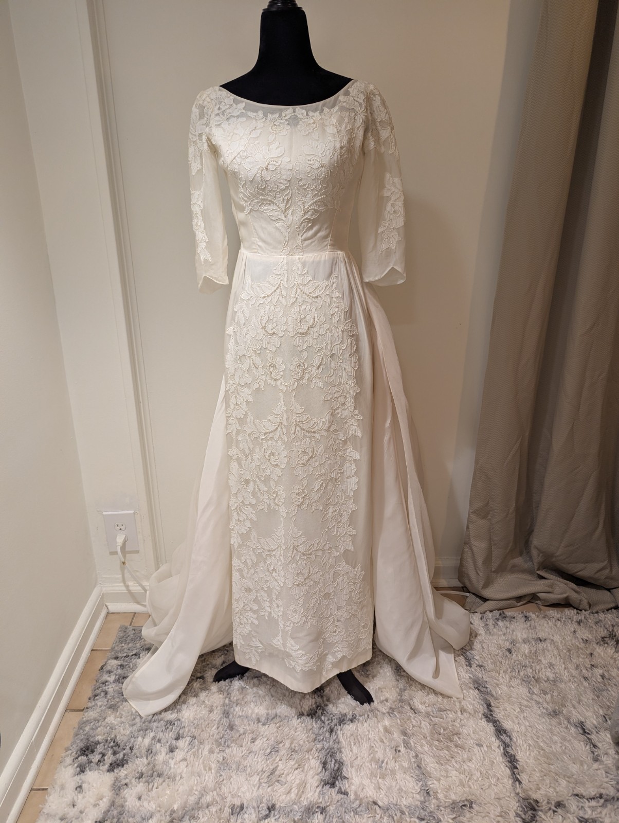 Vintage 1950s ILGWU Union Made Off White Wedding Dress Lace Pearl Train