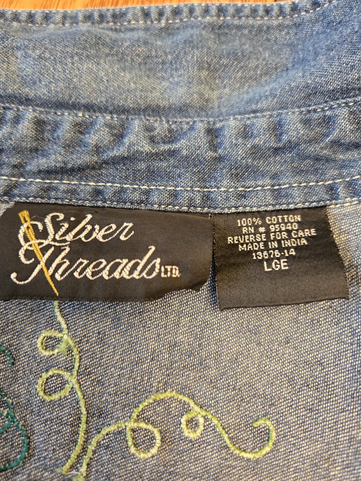 Silver Threads Vintage Embroidery Jean Shirt Large Multicolor Grapes Size LARGE