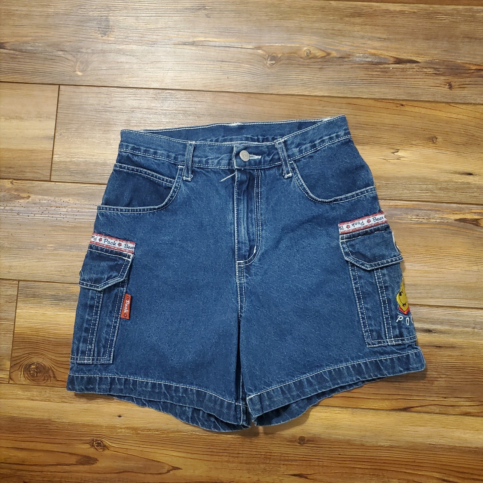 Vintage Disney Winnie the Pooh Denim Cargo Shorts High Waist Embroidered Sz 9/10