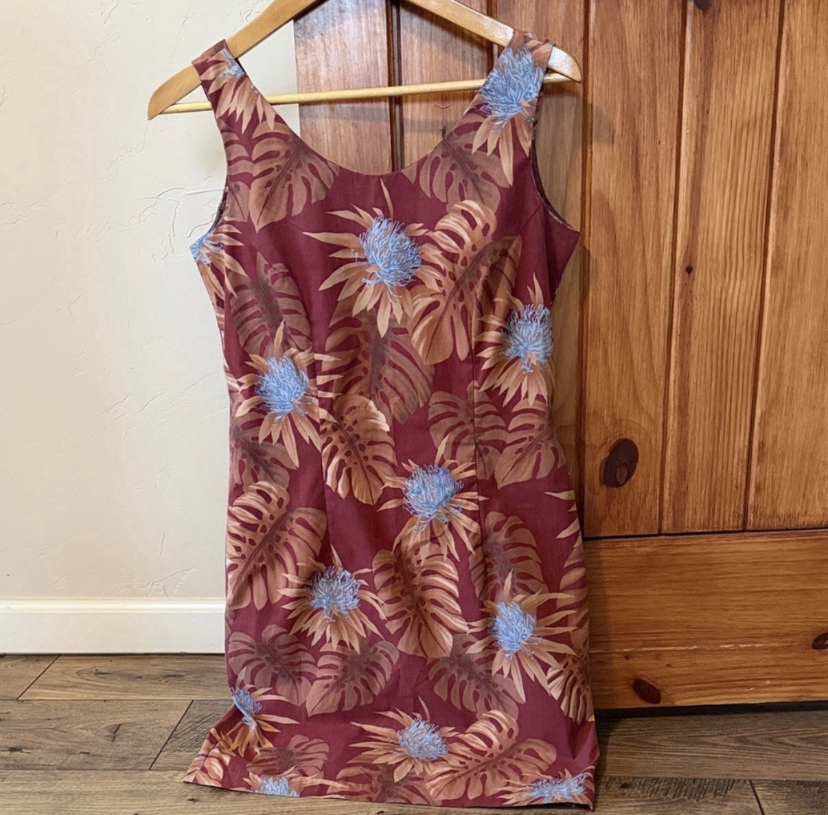 Reyn Spooner vintage Hawaiian Floral Dress S Burgundy Blue Cotton Polyester