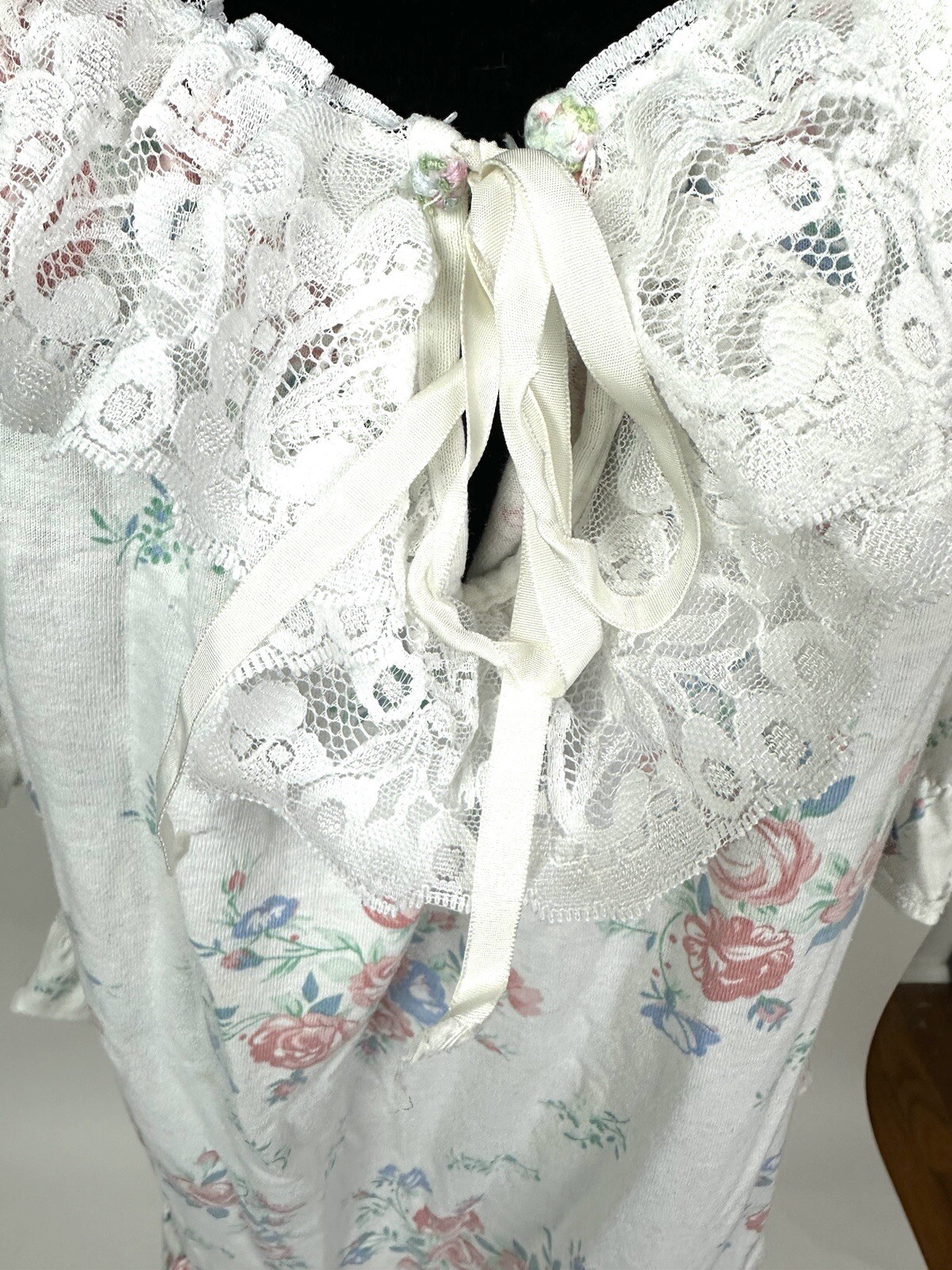 Vintage 80s Spotlight Floral Nightgown
