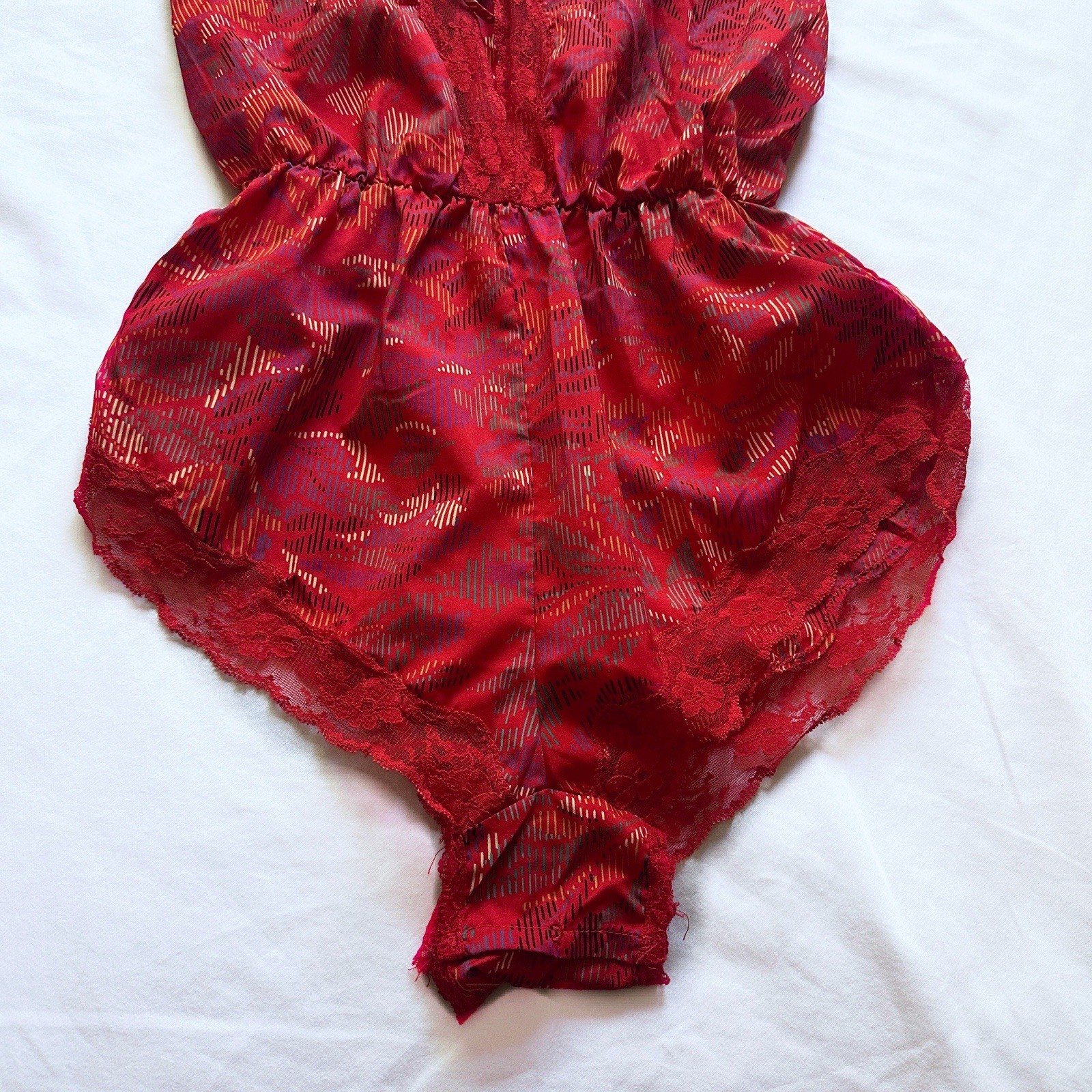 Blush Vintage Red Multicolor Print Lace Cutout Lace Trim Bodysuit Teddy Small