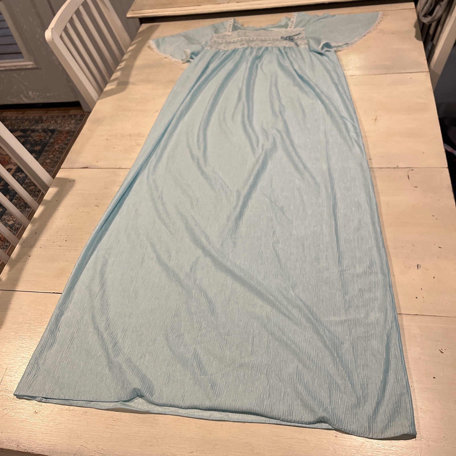 Glencraft Lingerie Nightgown Women’s L Blue Short Sleeve lace Trim Vintage