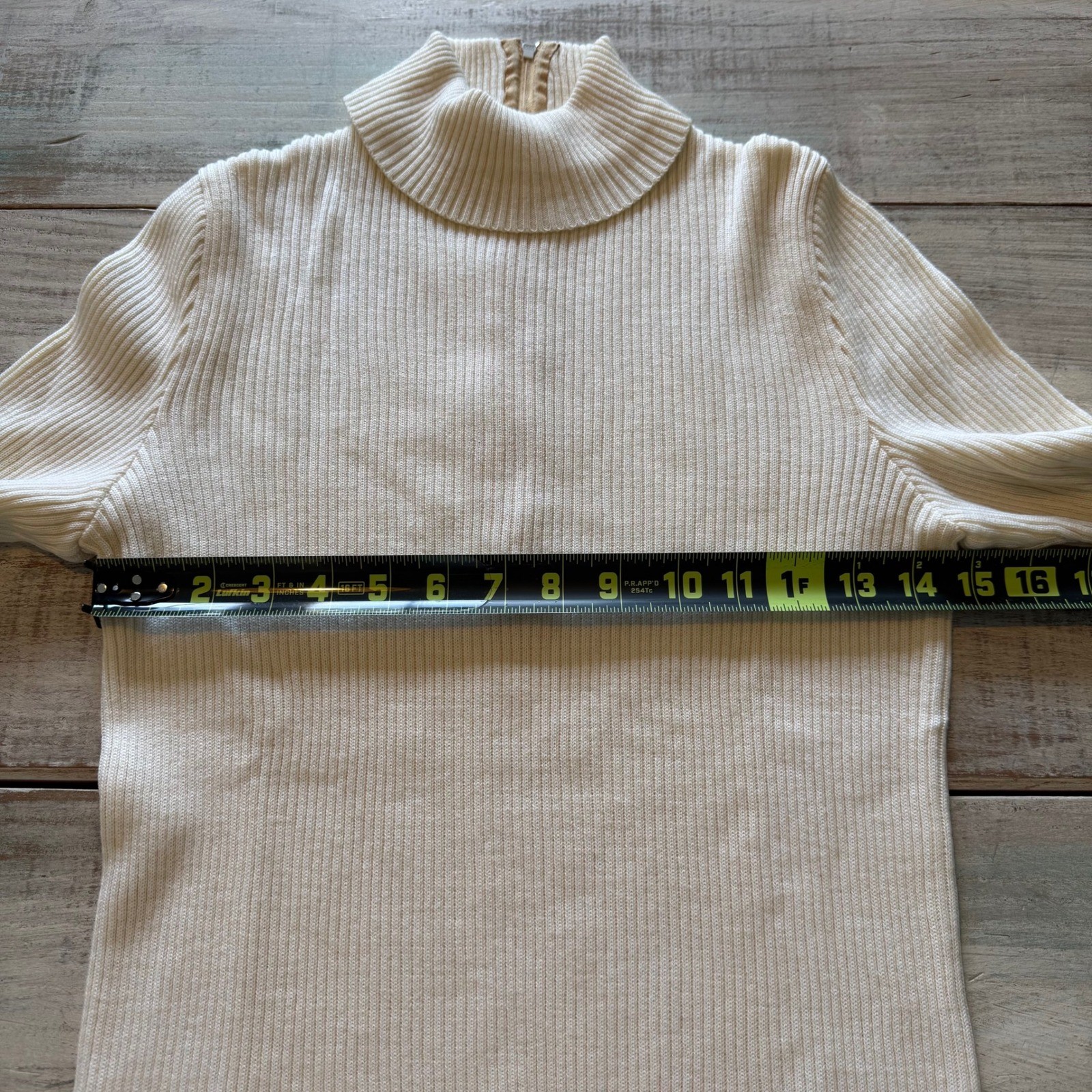 Vintage 1970s Cream Ribbed Mock Neck Sweater Back Zip Wool Blend Small