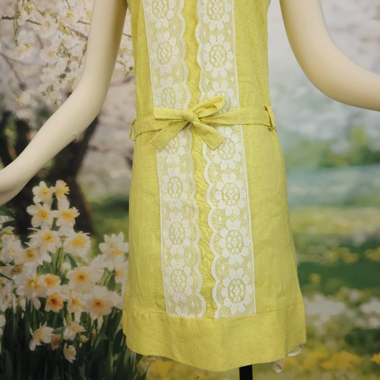 1960s Yellow Lace Trim Polka Dot Spring Dress Bow Tie Belt at Hip Sleevelss Gown