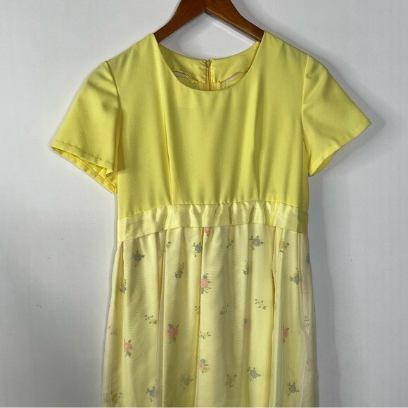 Vintage Floral Flocked Dress with Tie Waist