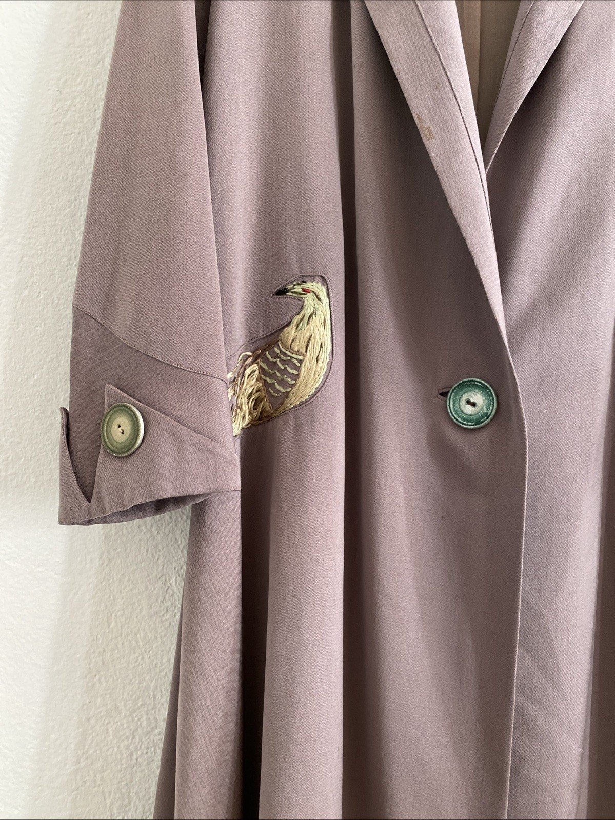 Vintage 20s Silver Plumb Peacock Lamé Embroidered Fur Collar Silk Lined Coat M