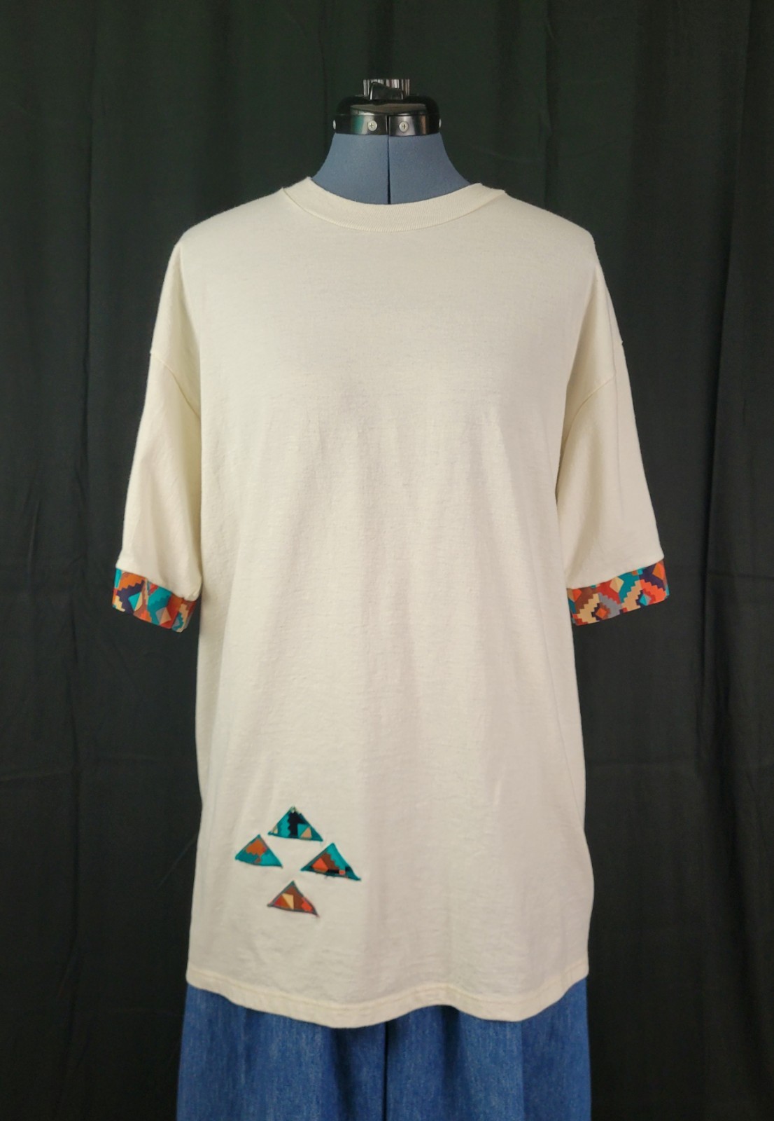 Vintage Embellished Jerzees Tee w Brown/Rust/Teal/Tan Southwest Accents Size XL