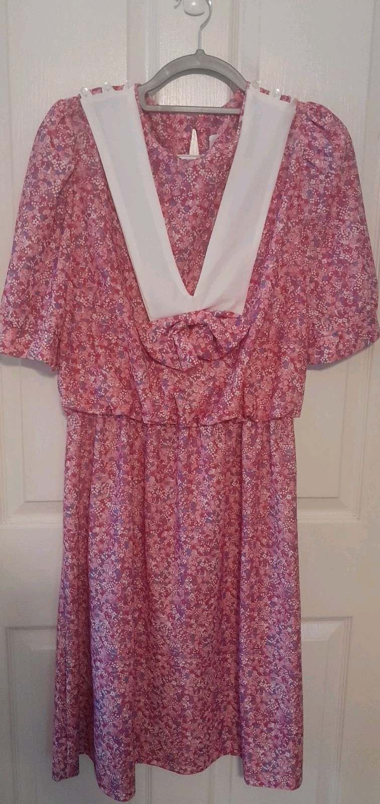 Vintage 60s KR Of NY Pink Floral Dress With Removable Bib. Chest 42 In. B14
