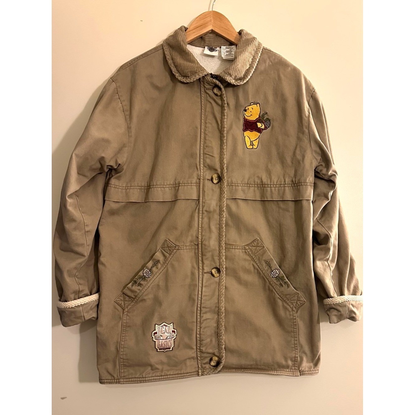 RARE Vintage 1990s Winnie The Pooh Barn Jacket in Excellent Condition. Size S