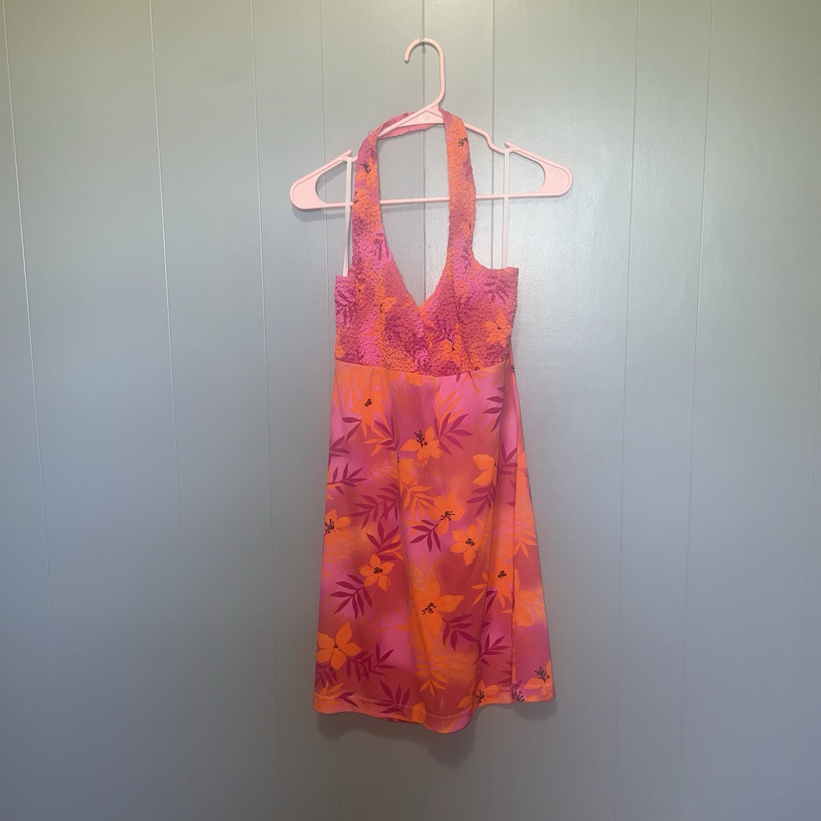 Vintage Giorgio Fiorlini Pink and Orange Hawaiian Flower Halter Neck Dress Med