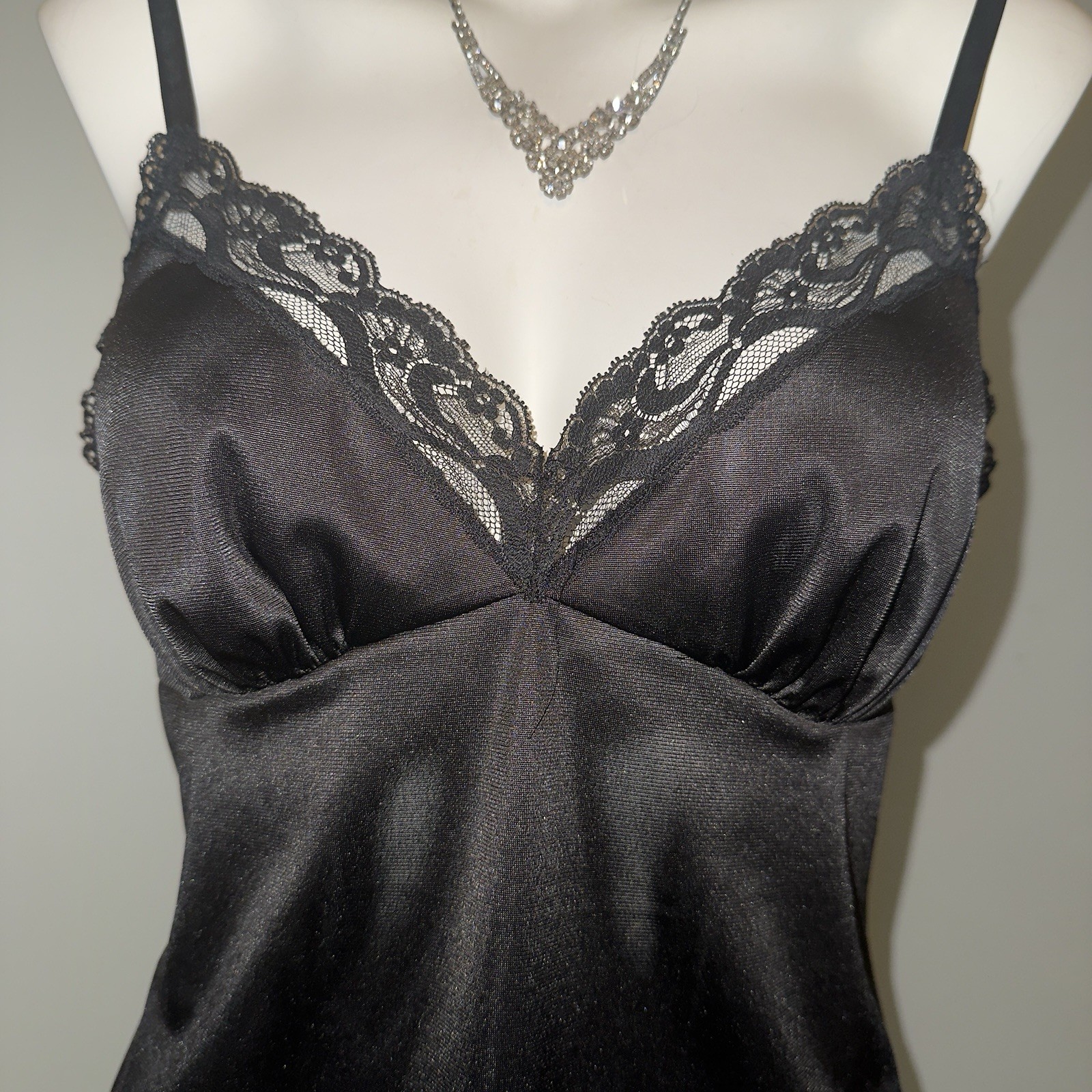 Vanity Fair Camisole Top Vintage Black Nylon Lace Size 36 Whimsical Fairy Goth
