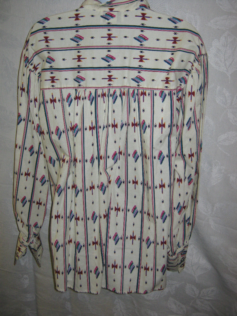 Vintage 90’s Banjo Women’s Shirt Size Medium Oversized Top Southwestern Print