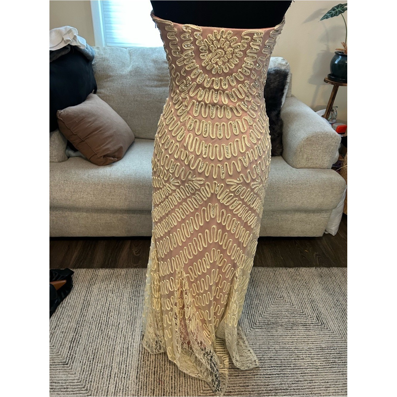 Camille La Vie.Strapless Embroidered Lace Evening Gown – Blush Size 4 Vintage