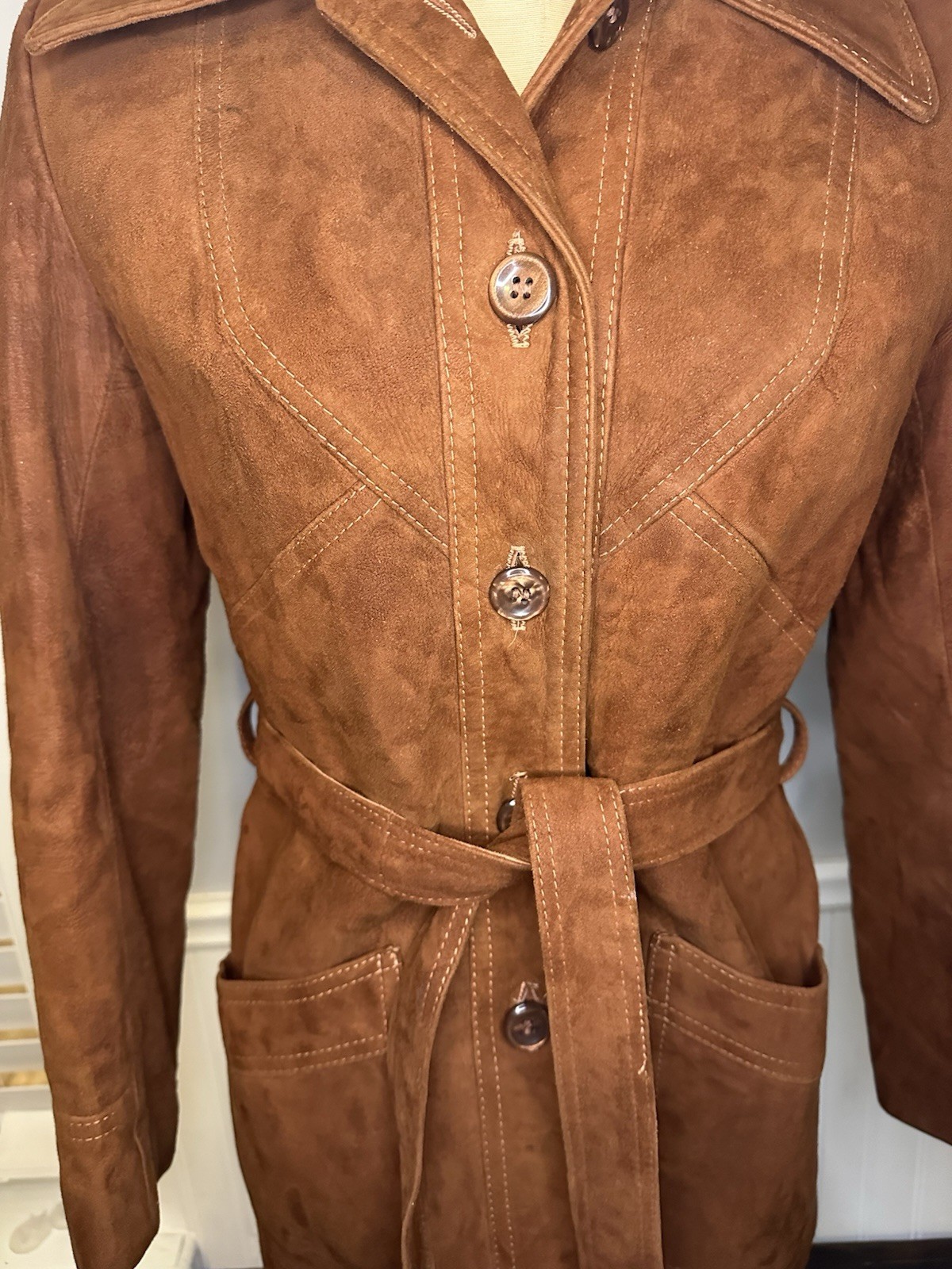New England Sportswear Company Suede Leather Mahogany Belted Coat Women’s Size 8