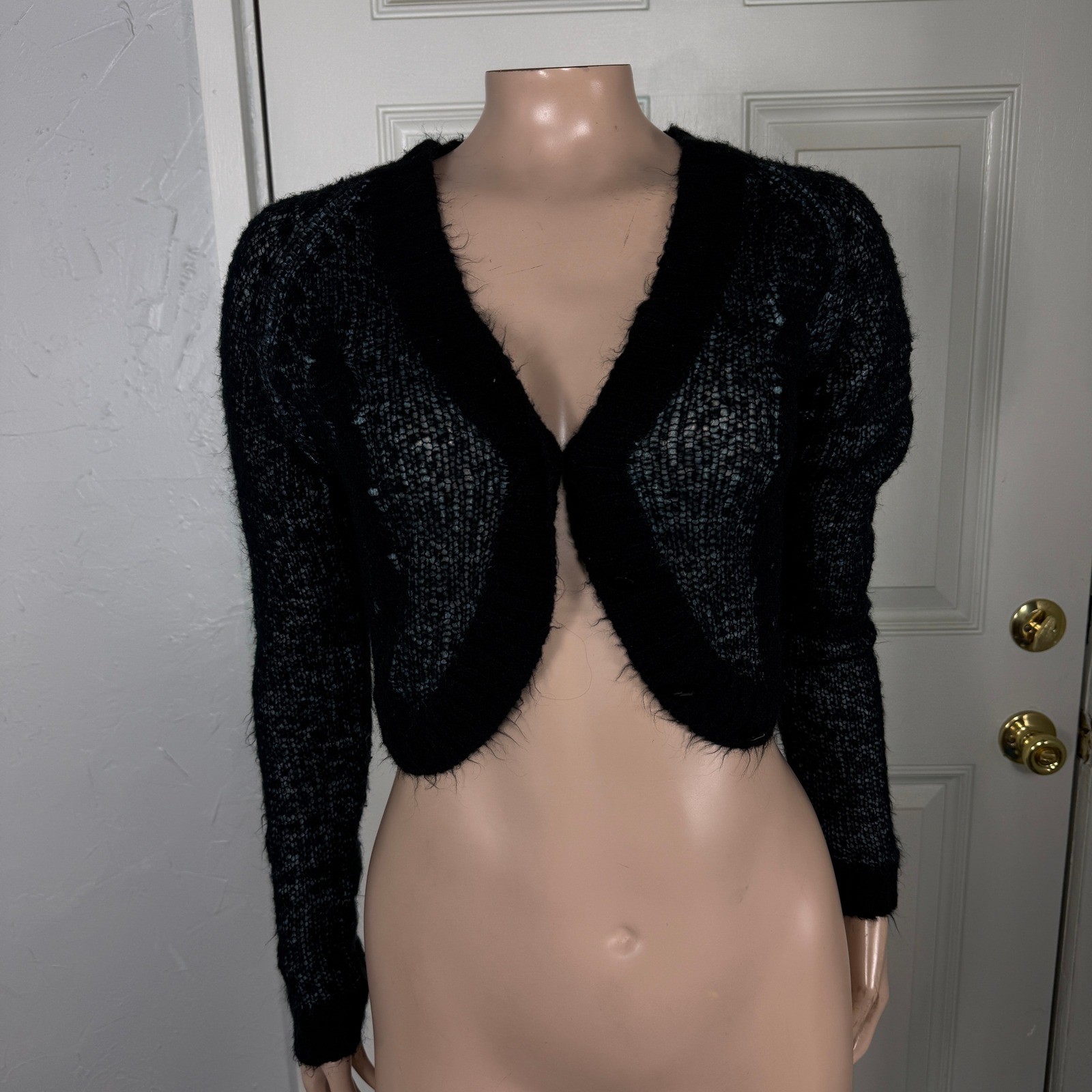 Vintage Y2K Cousin Johnny Cardigan Small Cropped Acrylic Nylon Button V neck L15