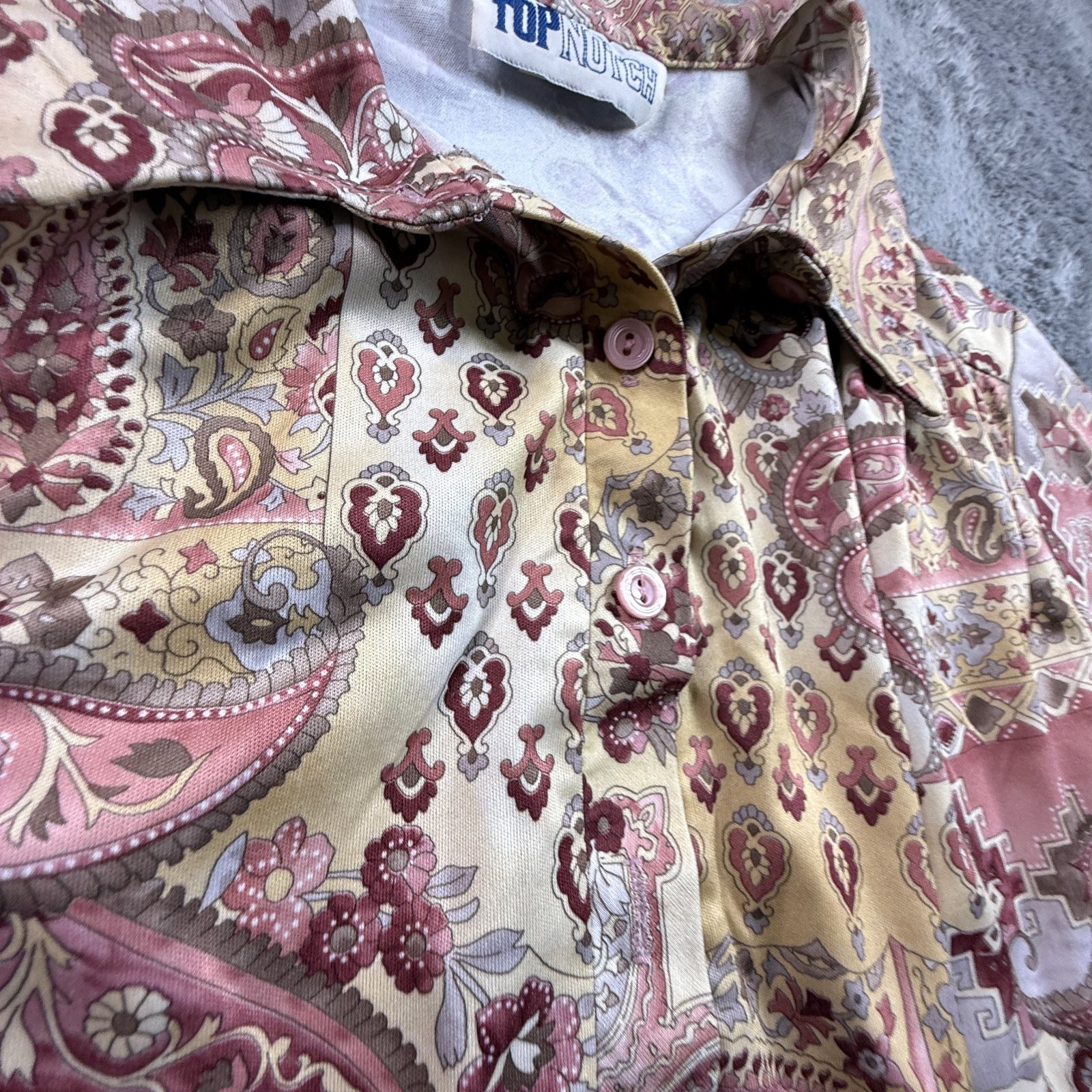Vintage 70s Top Notch Paisley Medallion Pullover Blouse Pink Gold USA Womens 18W