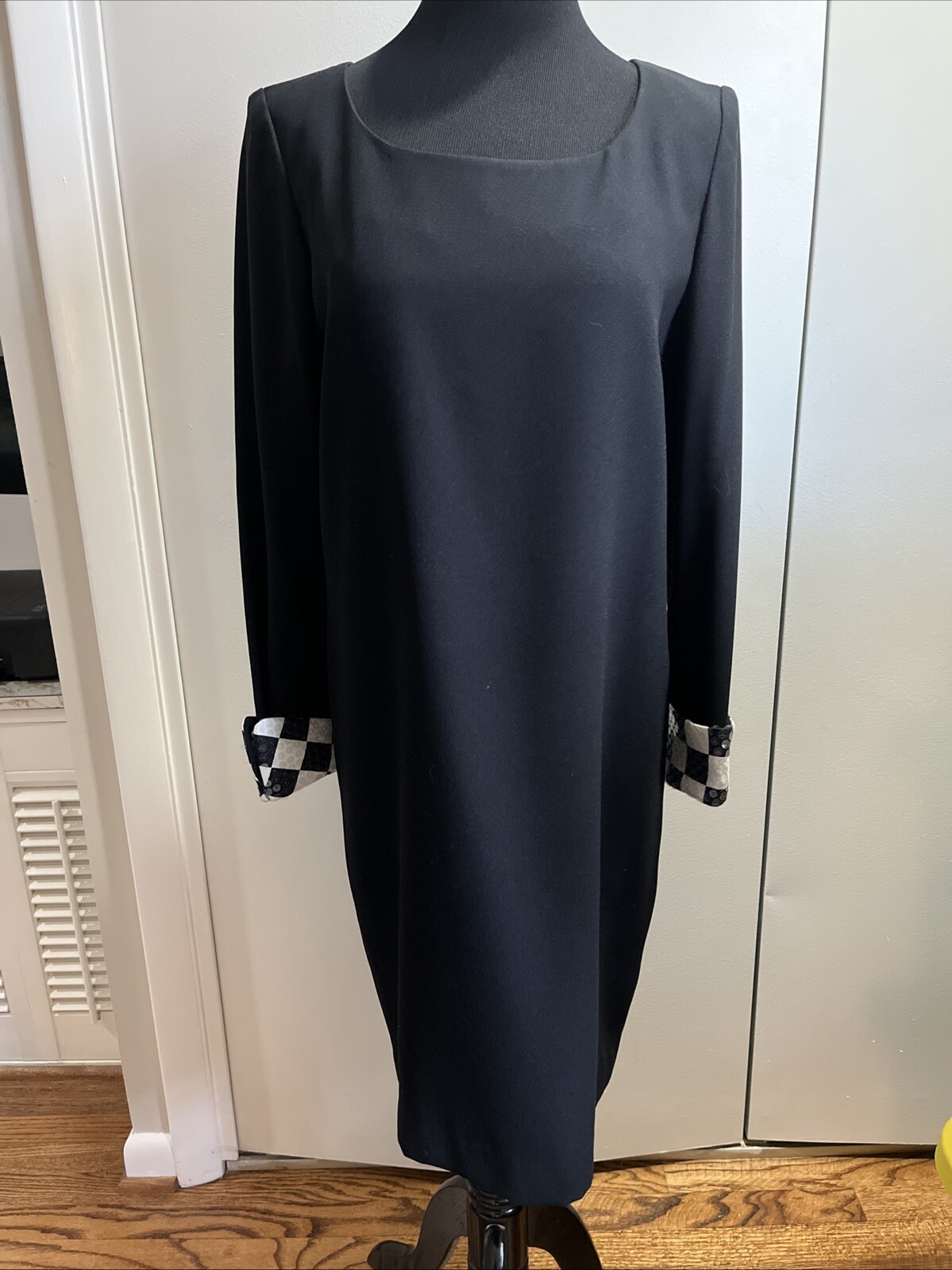 Vintage 70s/80s A. J. Bari Women’s Long Sleeve Black Dress Sequin Cuffs Size 6