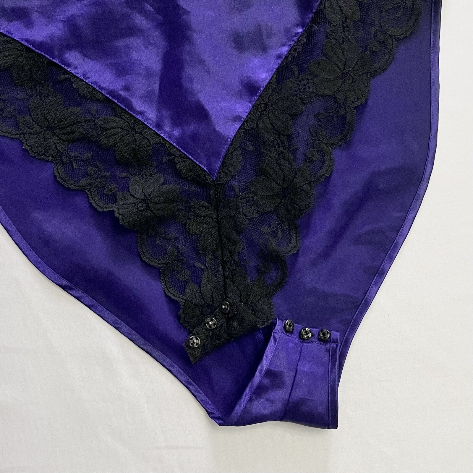 Vintage Victoria’s Secret Gold Label Women’s Size S Purple Teddy Bodysuit Lace