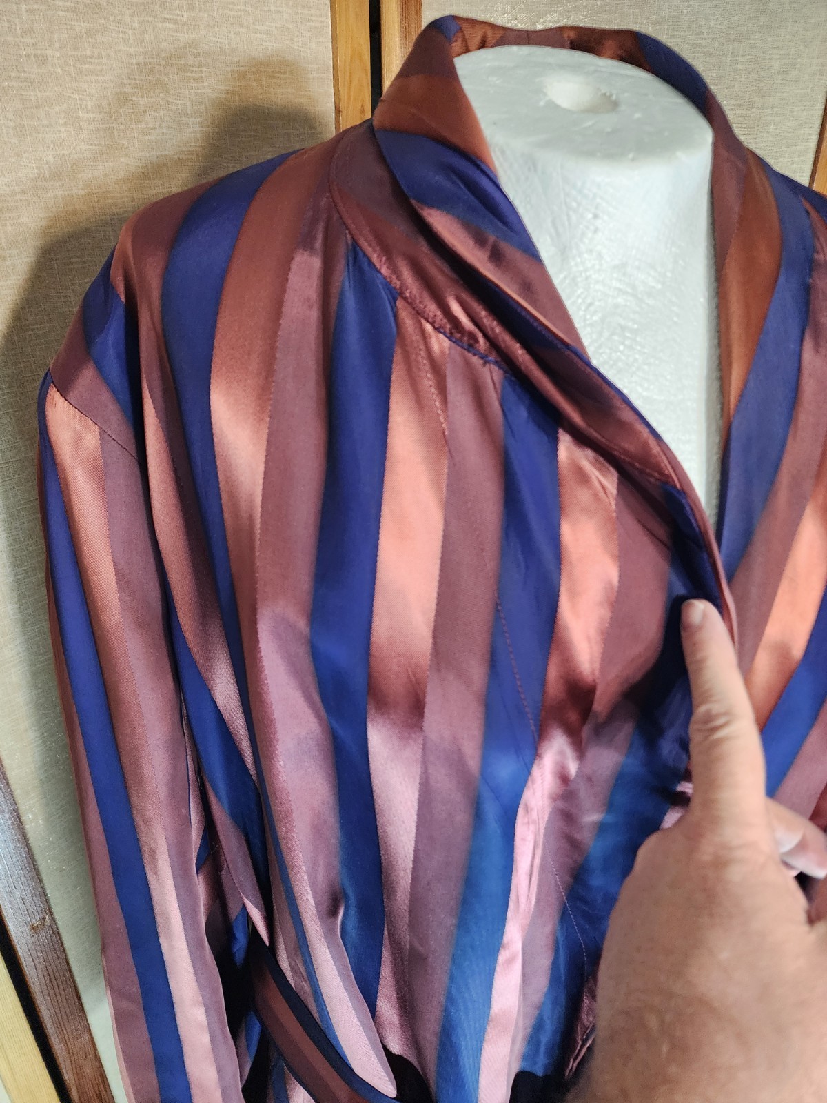 Royal Lounger Smoking Jacket 40s Maroon Blue Stripes Satiny Dressing Gown Deco