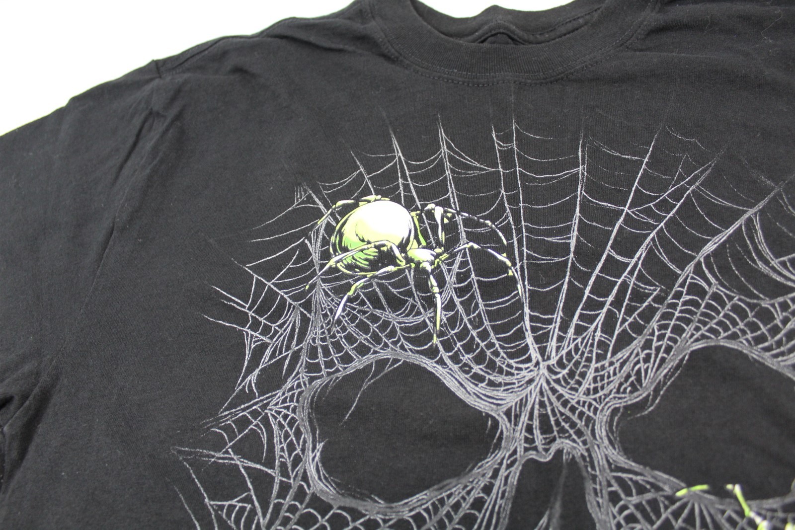 Graphic T-Shirt Skull & Spiders Black Shirt With White Print Women’s XXL Retro
