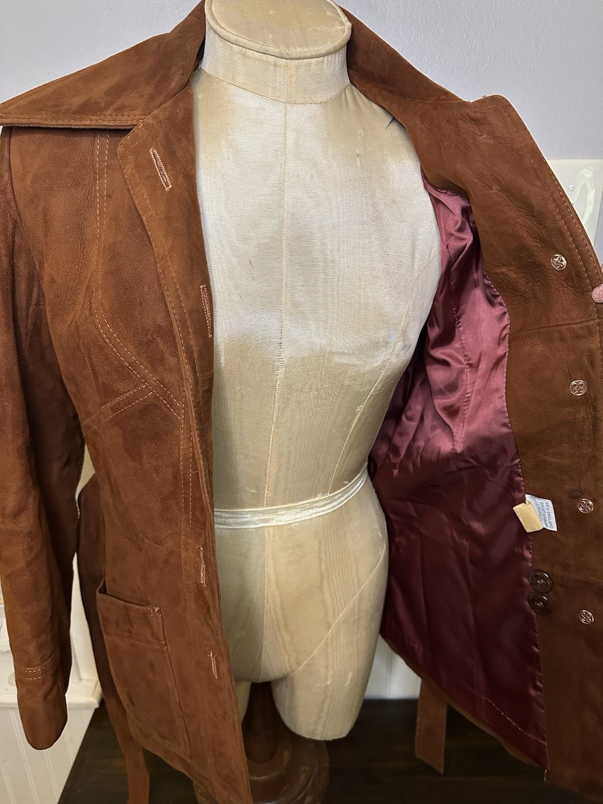 New England Sportswear Company Suede Leather Mahogany Belted Coat Women’s Size 8