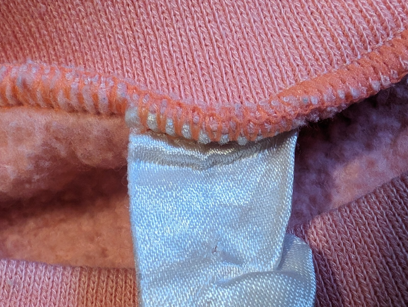 Vtg „Bearly Dressed” Koala Sweatshirt – Medium (?) – Pink Pullover Cute Joke Pun