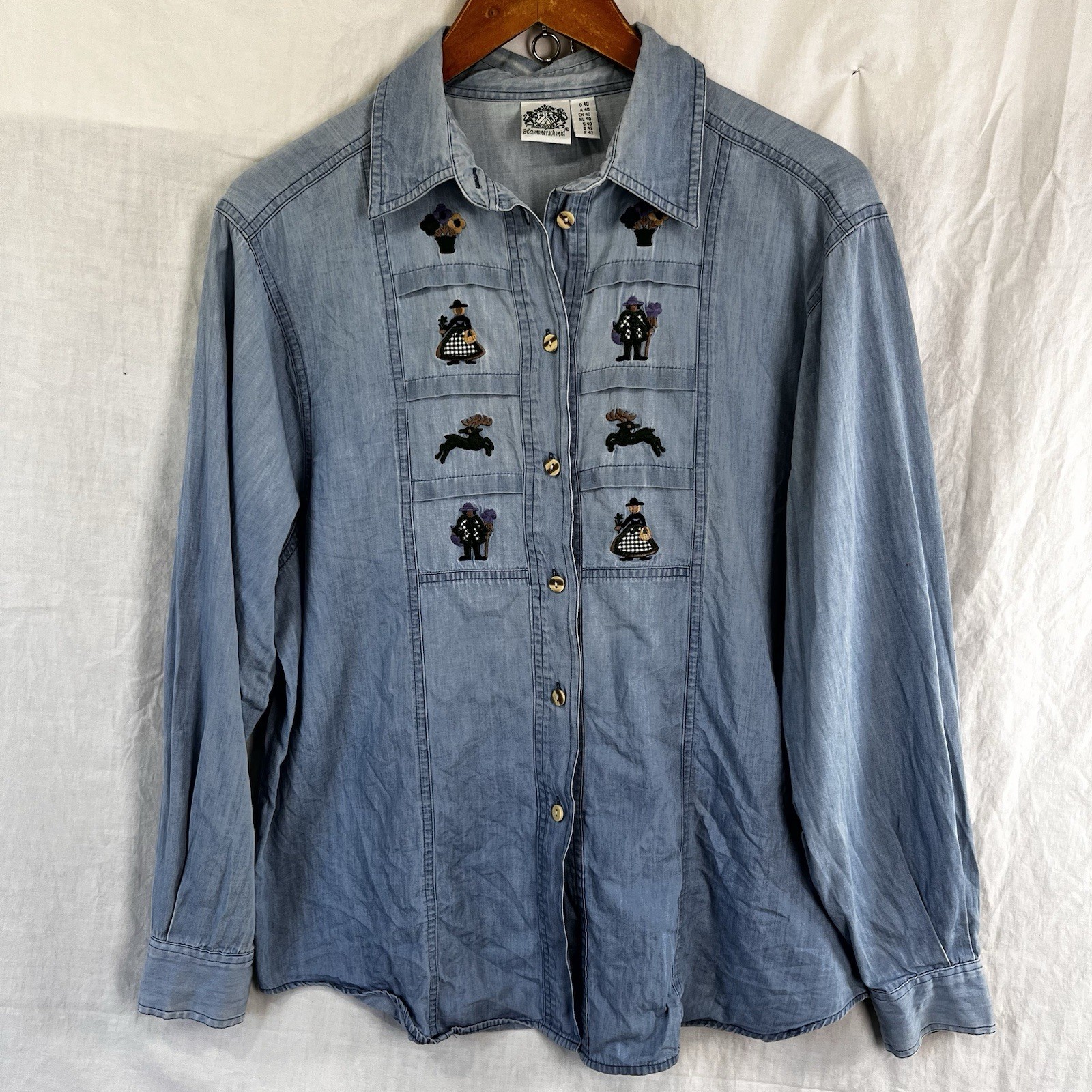 Hammerschmid Vintage Chambray Shirt Womens Size 40 German Cotton Embroidered