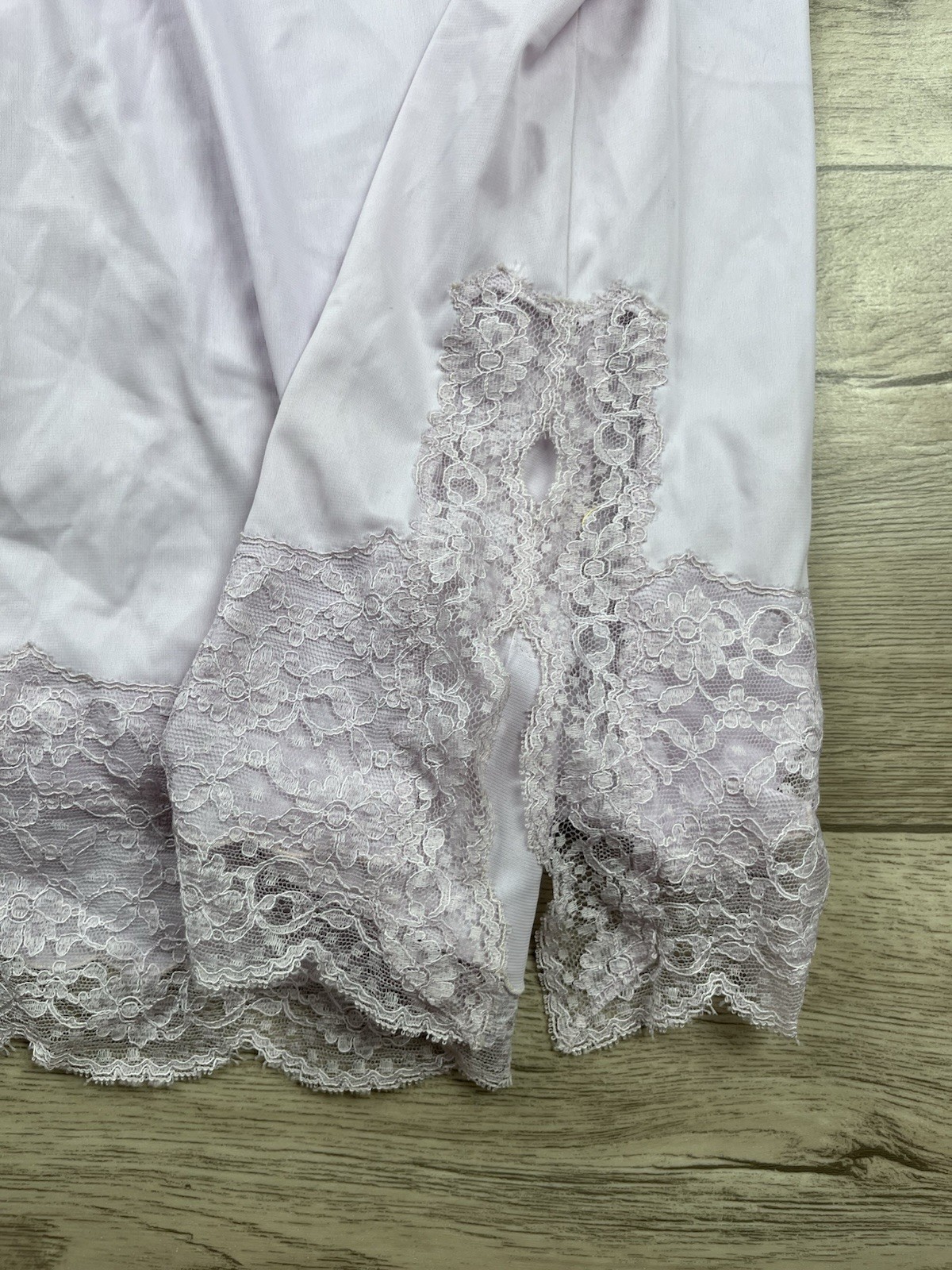 Vintage Vassarette Lingerie Half Slip Light Purple Lilac Slit Lace Short Small