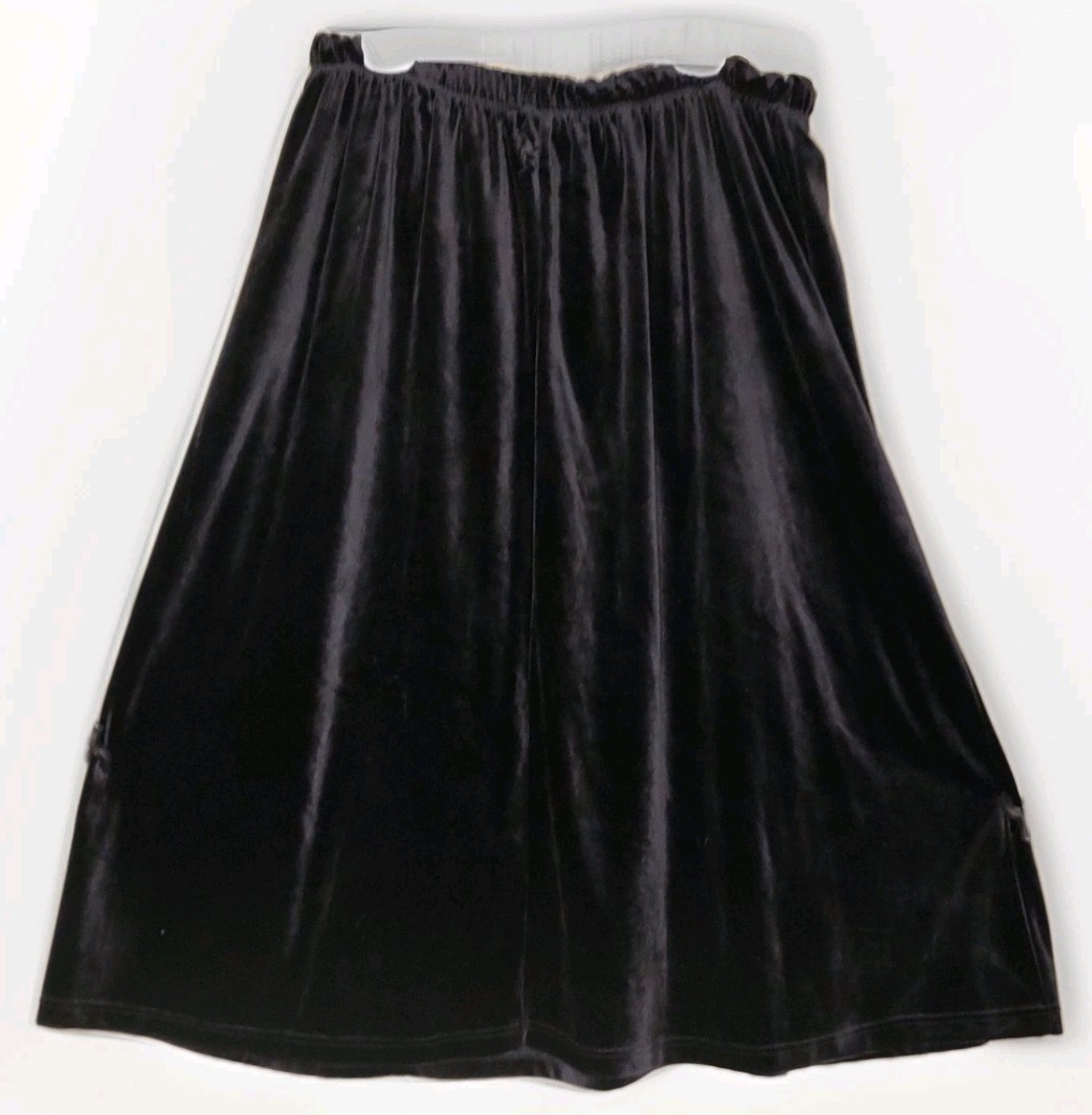Vintage Victoria Holley – 2PC Black Velour Tunic & Skirt Set – Women’s Size 1XL