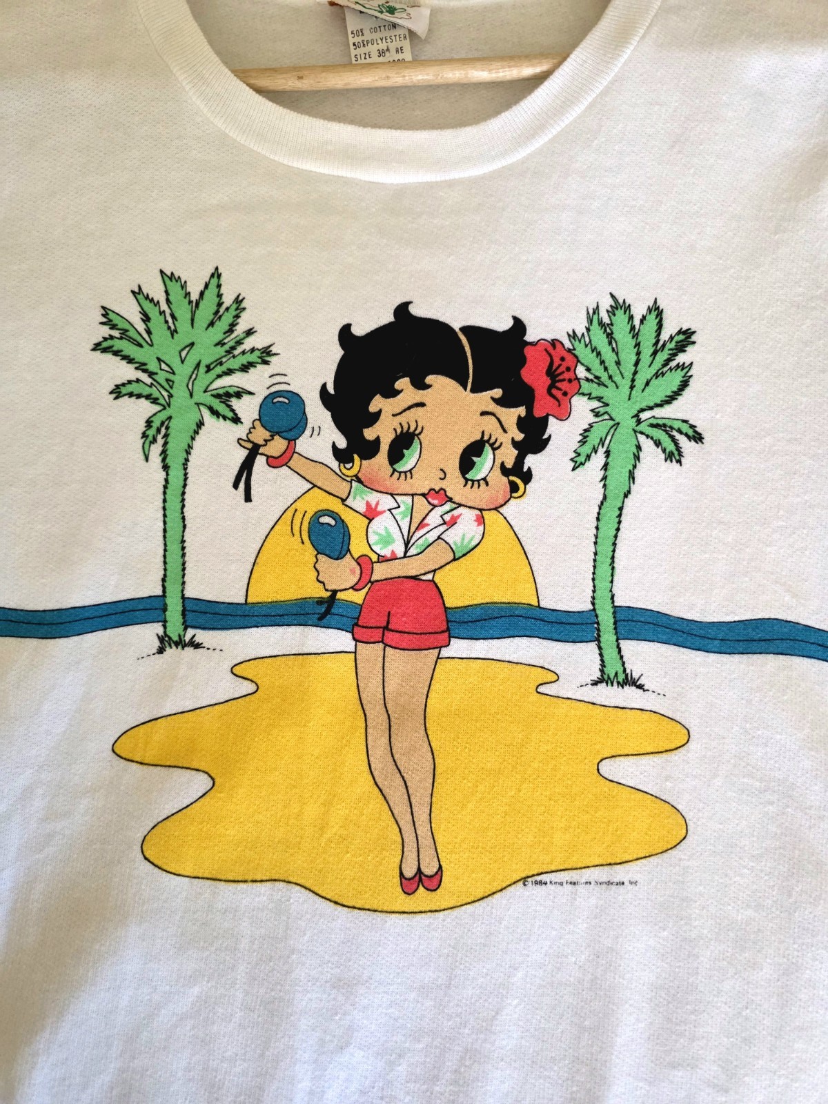 Vtg 1984 Betty Boop White Sweatshirt 80s Beach BJ Frog Medium Sz38 USA Medium