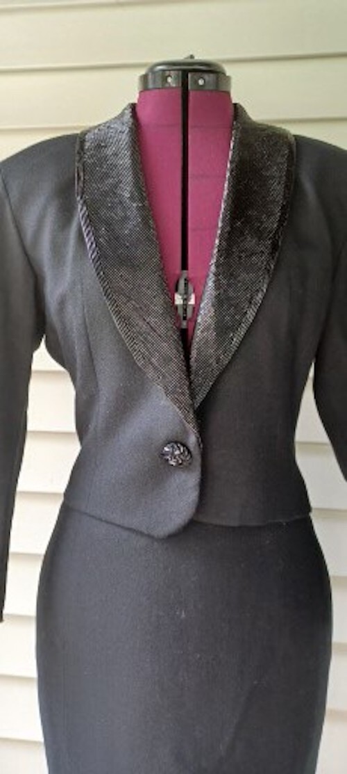 Vintage Eleanor P Brenner Black Beaded Collar Size 4 Wool 2 Pc Jacket Skirt Suit