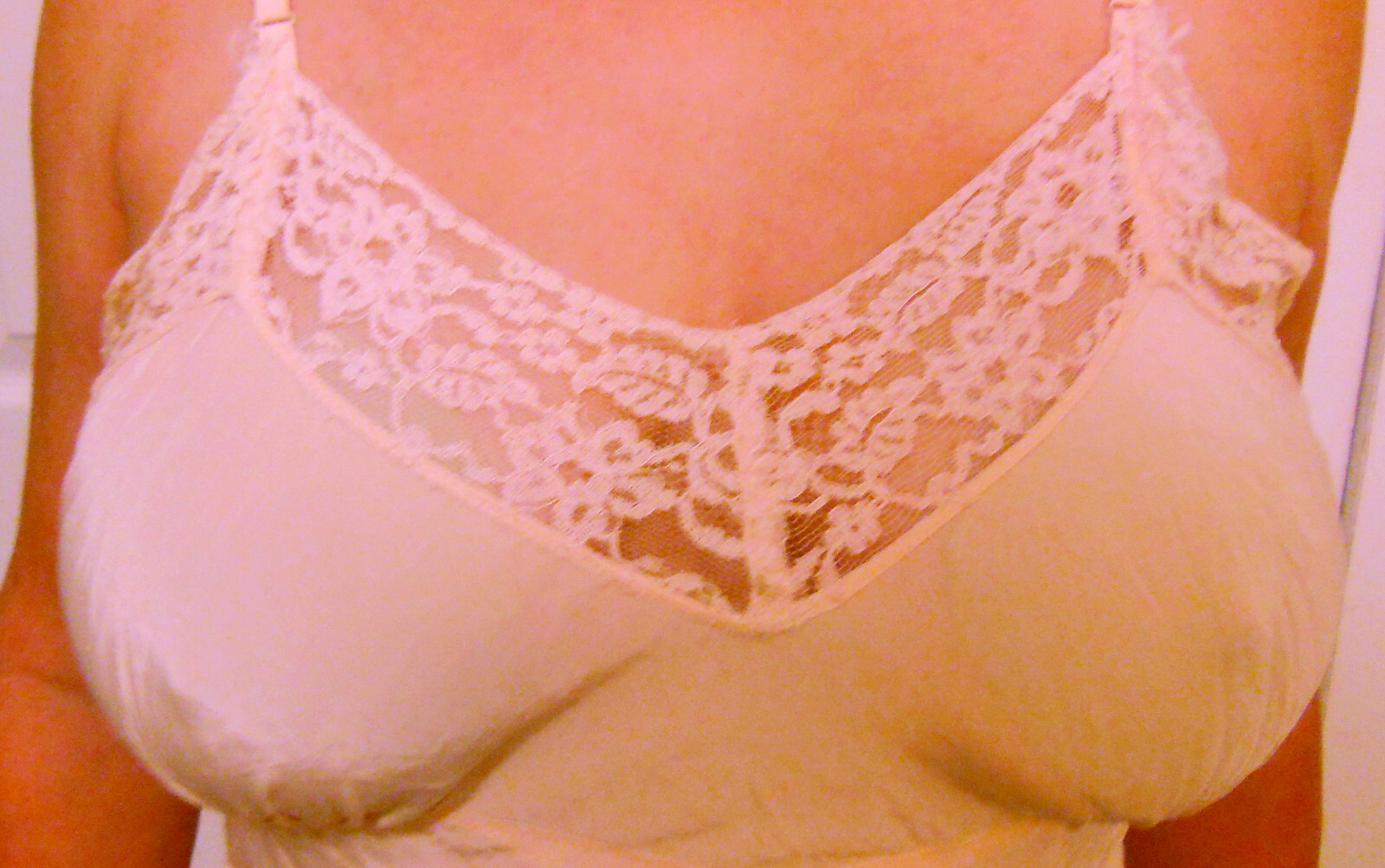 GORGEOUS 1940s PENNEY ADONNA VTG PINK LACY ACETATE/NYLON CREPE FULL SLIP 38 EVC
