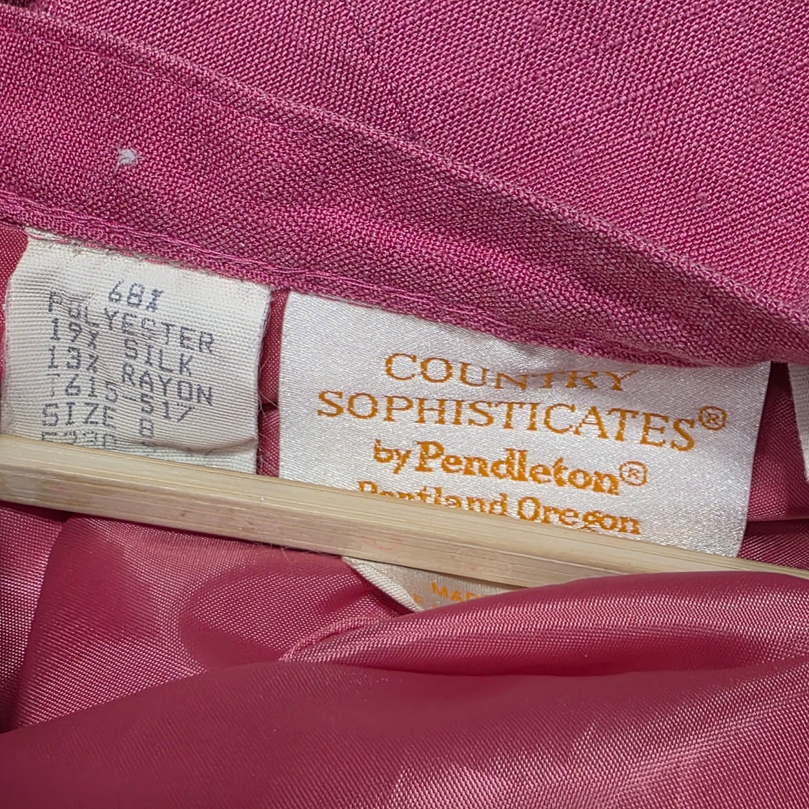 Country Sophisticates by Pendleton Skirt Suit Women 8 Pink Vintage Silk Blend