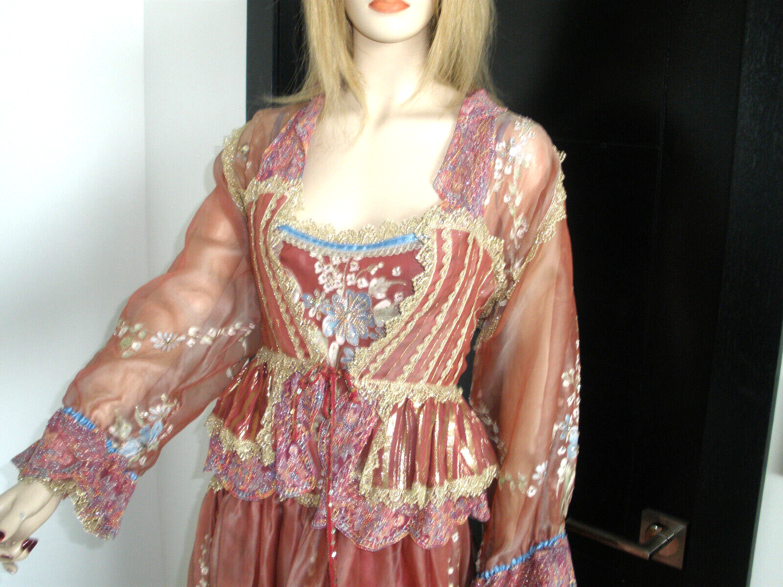 $40K NEVER WORN QUEEN ELIZABETH ROYAL DRESSMAKER SILK PAINTED JEWELED DRESS GOWN