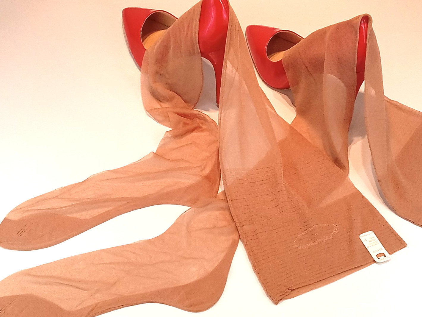 1 PR SZ 11 X 35 VTG SEXY SEAMED FLAT KNIT CUBAN HEELS NYLON GARTER STOCKINGS