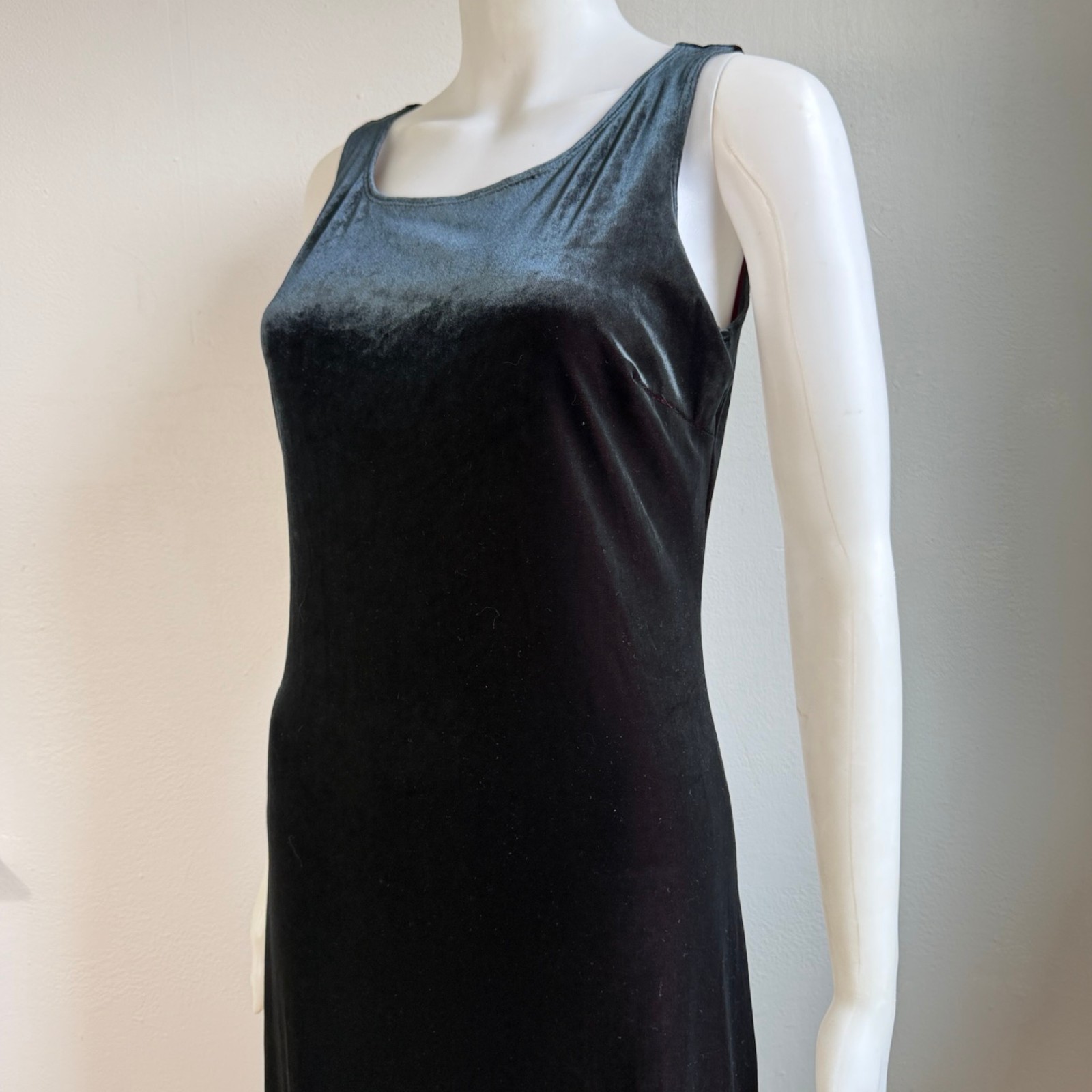 Vintage Black/Red Stretch Velvet Maxi Dress Size Medium 90s Whimsy Goth