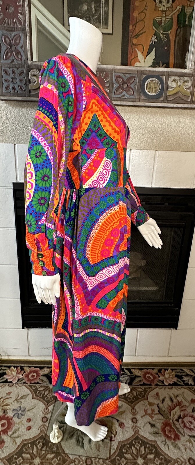 VTG 60’s Mod Hippie Maxi Dress Groovy Psychedelic Pattern Armpit-armpit 17” Sm