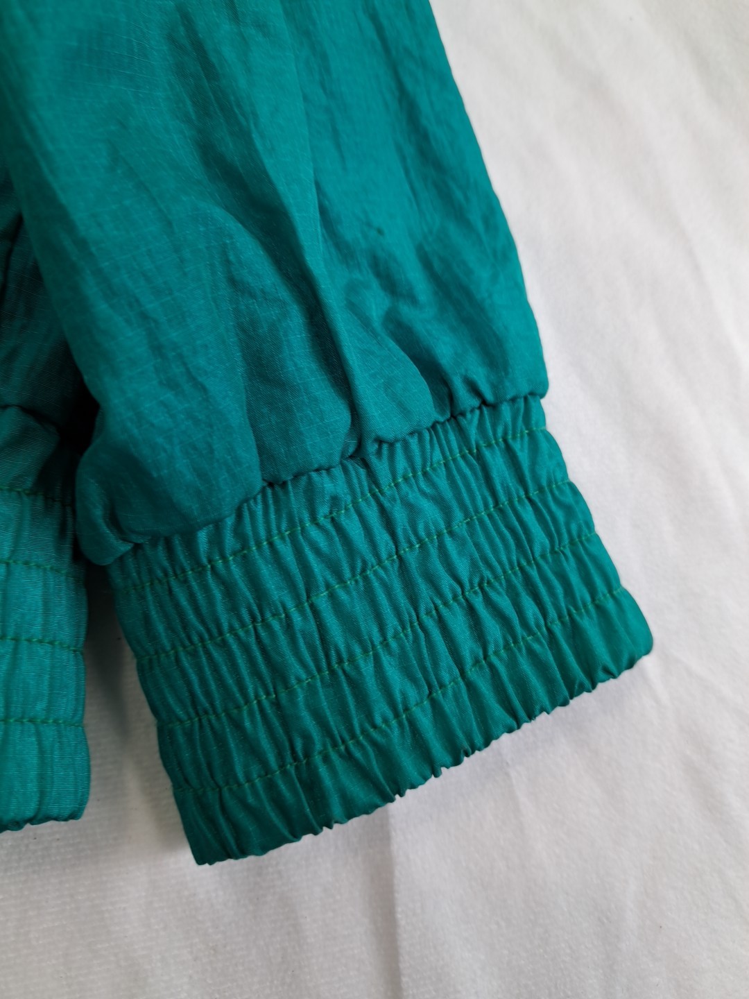 Vtg 80s 90s Womens Arcticwear Cat Teal Geometric Large Colorful Colorblock Pink