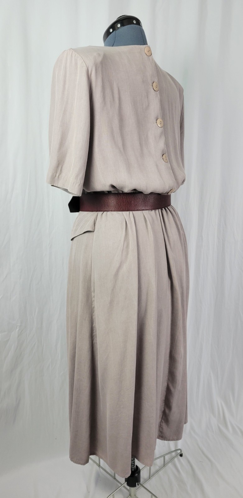 Vintage Impulsive Grey/Tan Blouson Dress w Peplum & Stone Accents Size 14