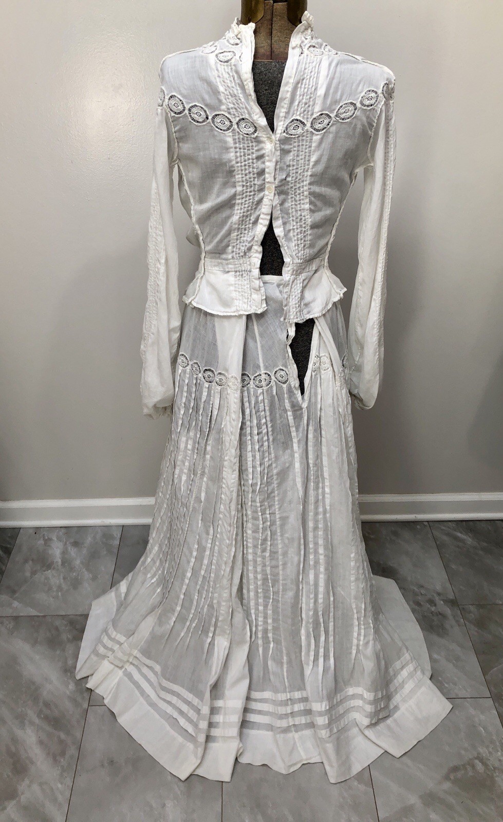 VTG 1900s White Lawn *GIBSON GIRL 2Pc Pigeon Breast WEDDING DRESS Filet Lace