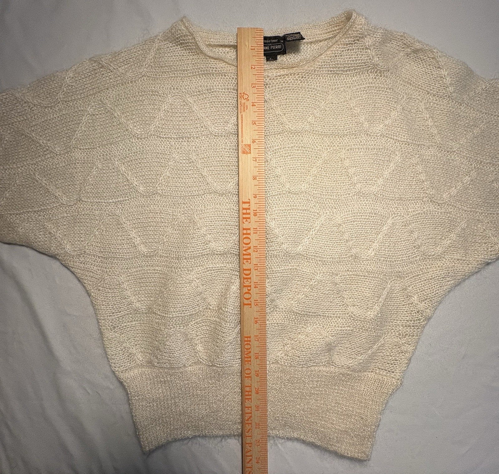 Vintage 80s Renee Tener Jean Pierre Cream Batwing Dolman Mohair Sweater