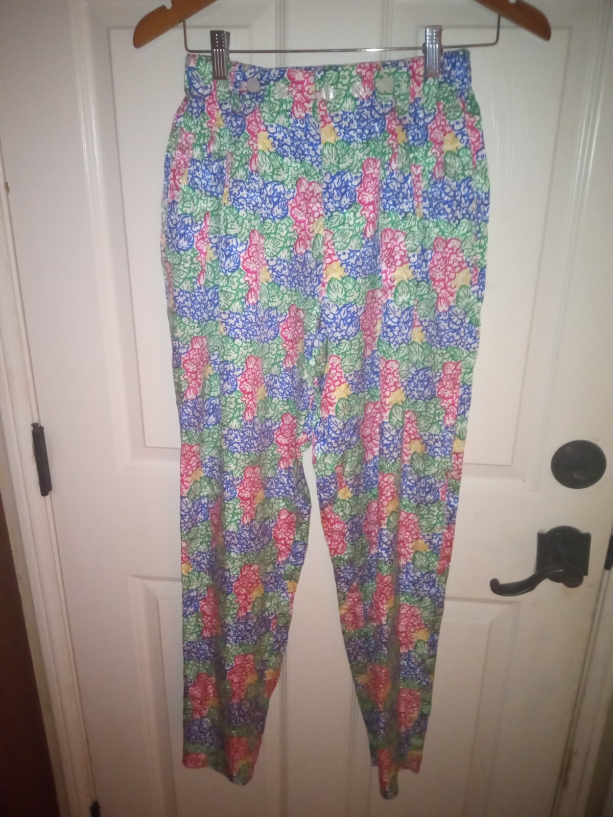 Vintage Womens clothing 100% Silk. Waist 26-27 inch