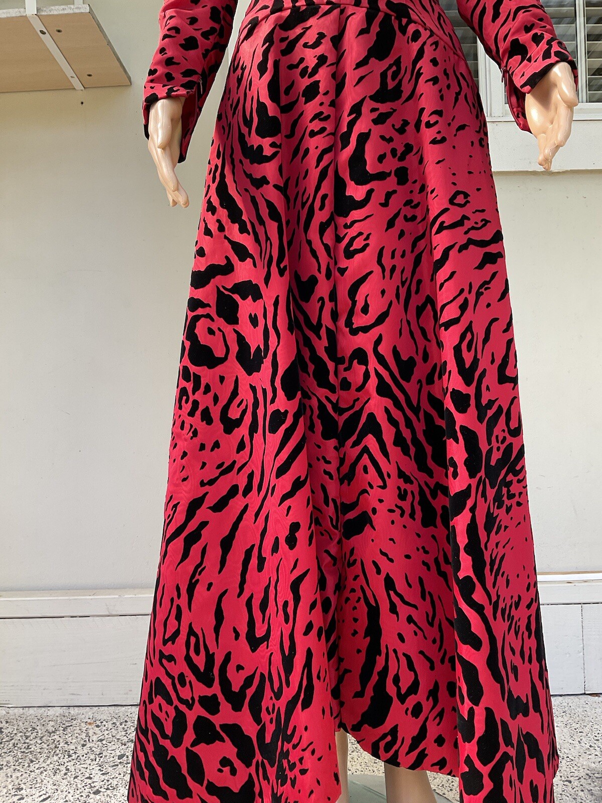 Vtg 80s Scaasi Arnold Isaacs Off The Shoulder Red Black Print Formal Fred