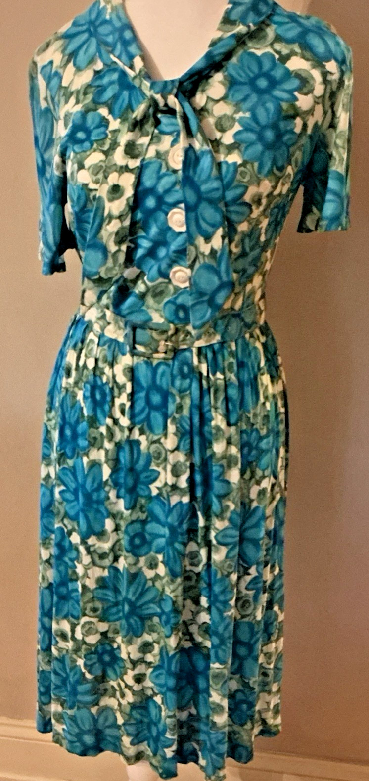 Vintage Bold Blue Floral Tricot Knit Woman’s Dress 38